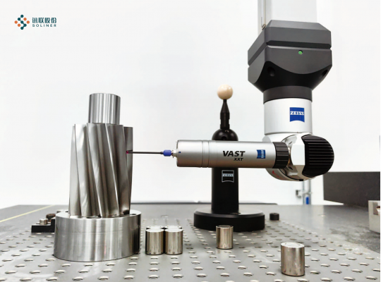 Three coordinate measuring machine